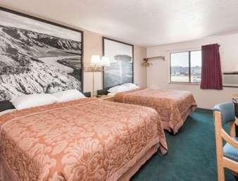 Super 8 By Wyndham Glendive Hotel Værelse billede